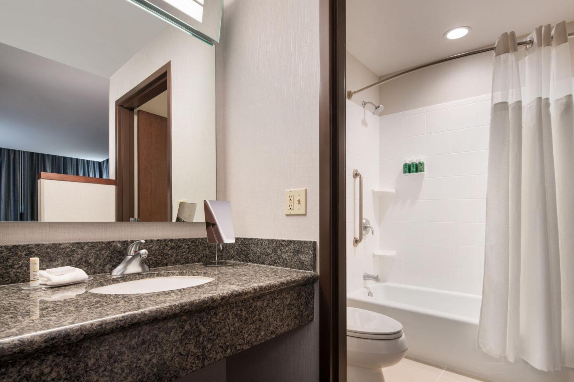 คอร์ตยาร์ด ซีแอตเทิล ดาวน์ทาวน์/ไพโอเนียร์ สแควร์ Hotel ภายนอก รูปภาพ